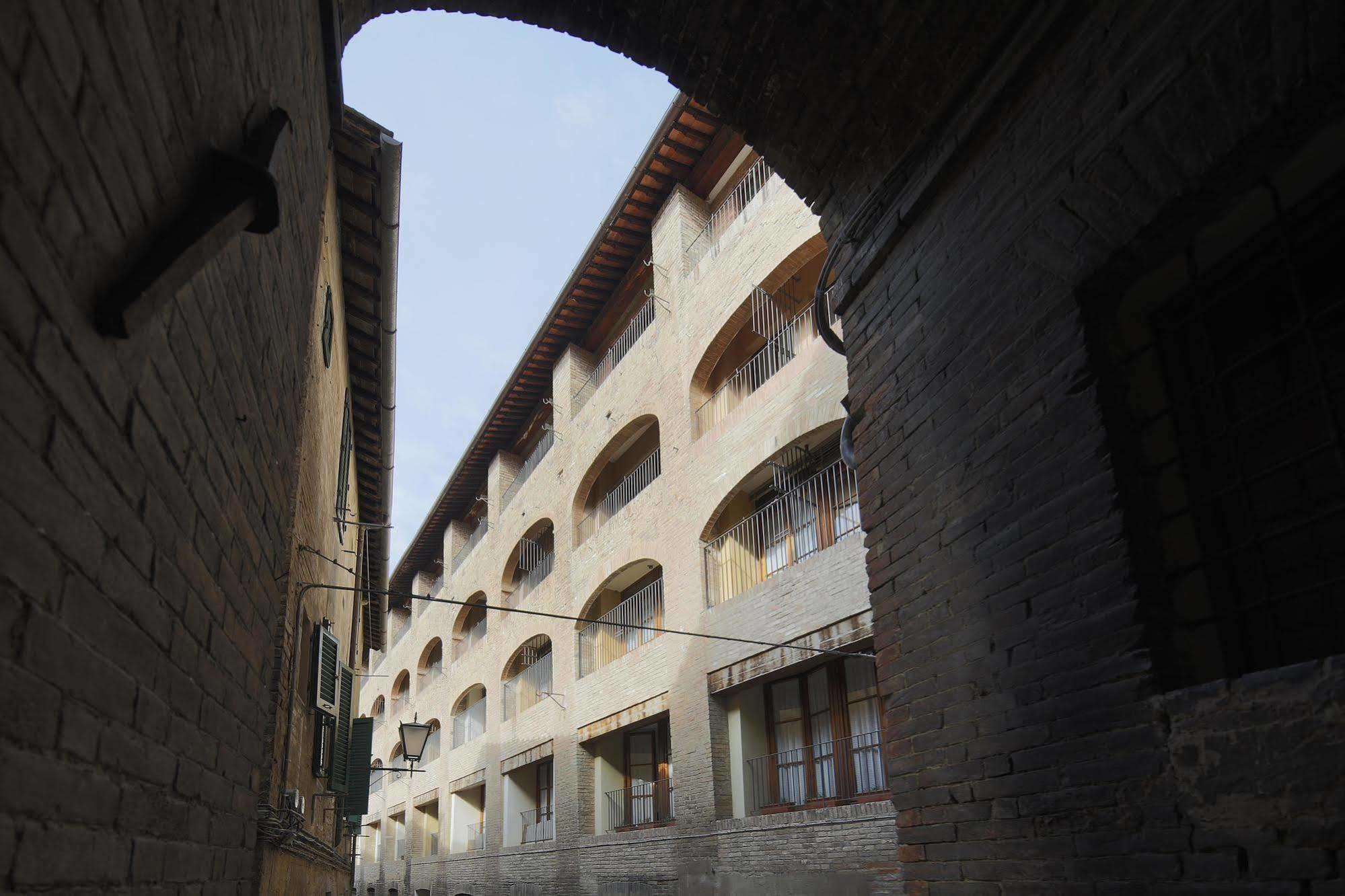 Hotel Alma Domus Siena
